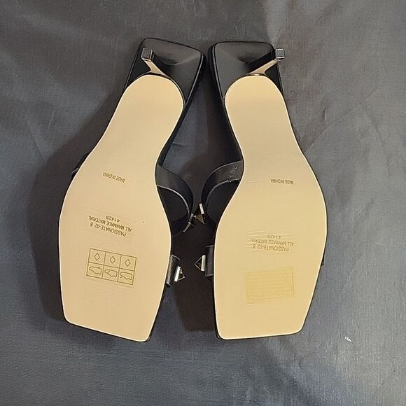 BRAND NEW ANNE MICHELLE GOLDTONE ROCKSTAR MULE SQUARE TOE WOMEN"S SANDAL - Picture 12 of 14